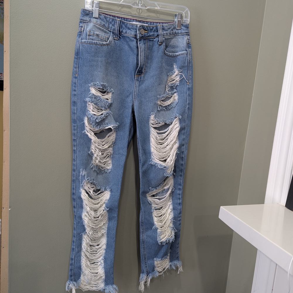 Cello Blue Distressed Cropped Jeans